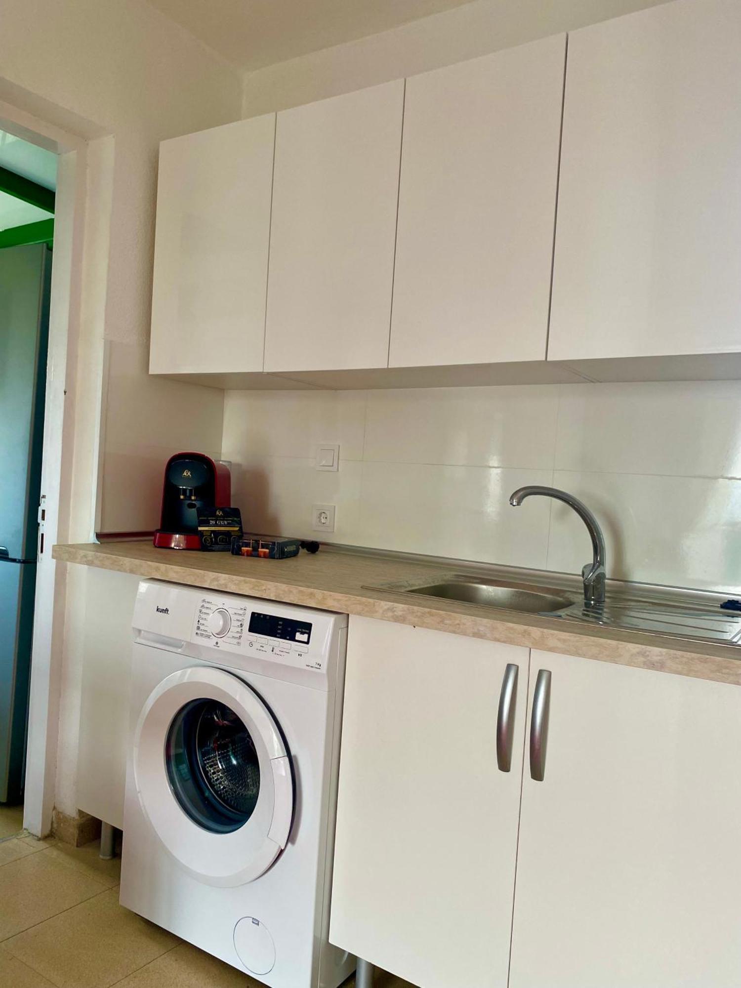 Laura, Romantic Stay, Free Wifi Porto Rico